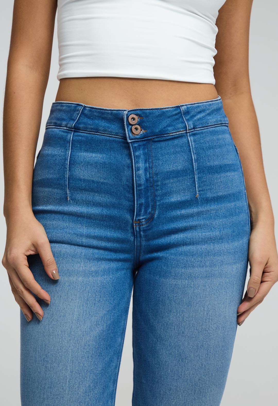 Jean elastik medio con pinzas en frente para mujeres