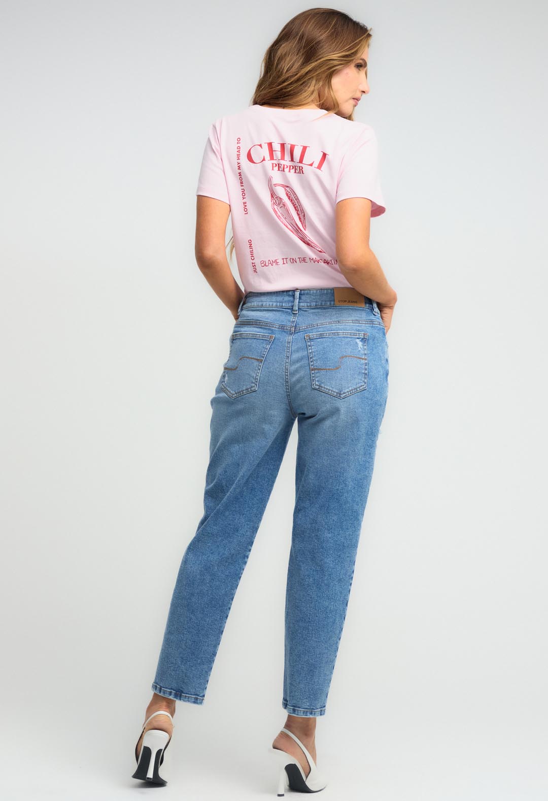 Jean mom jean medio con rotos para mujeres