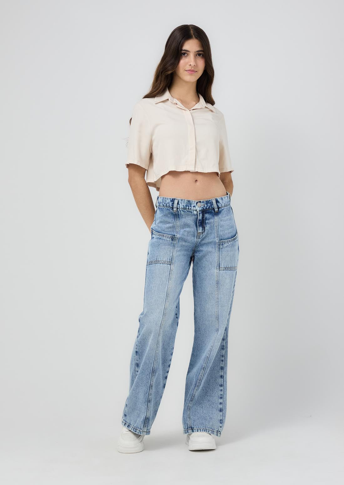 Jean retromom descaderado medio con cortes para jóvenes