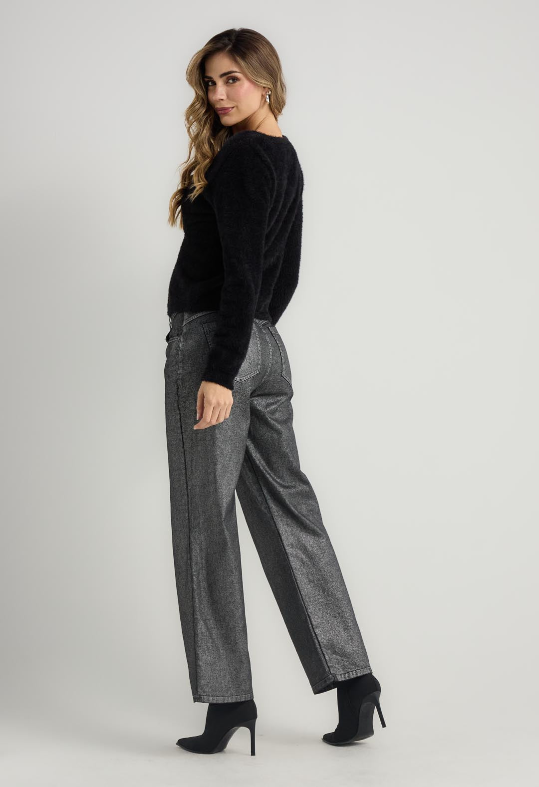 Jean retro descaderado negro para mujer