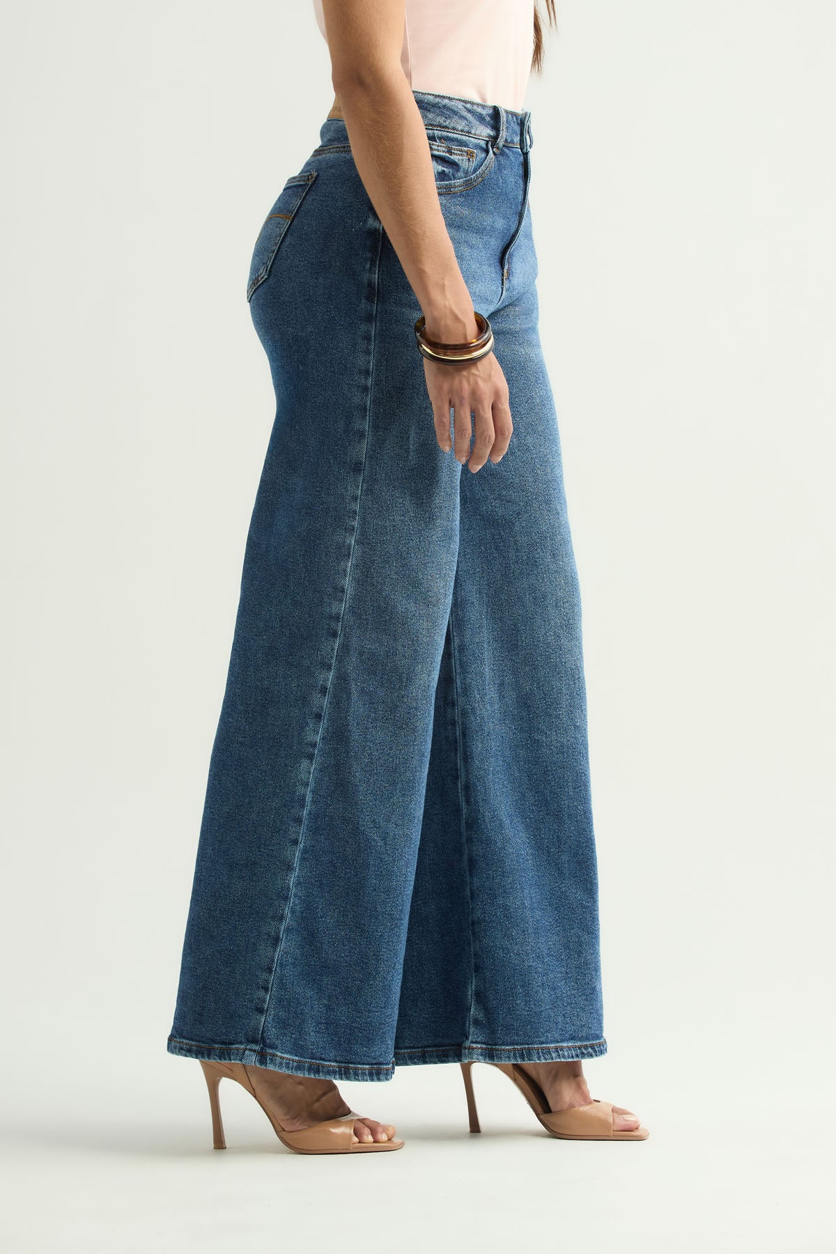 Jean retro medio oscuro fondo entero para mujer