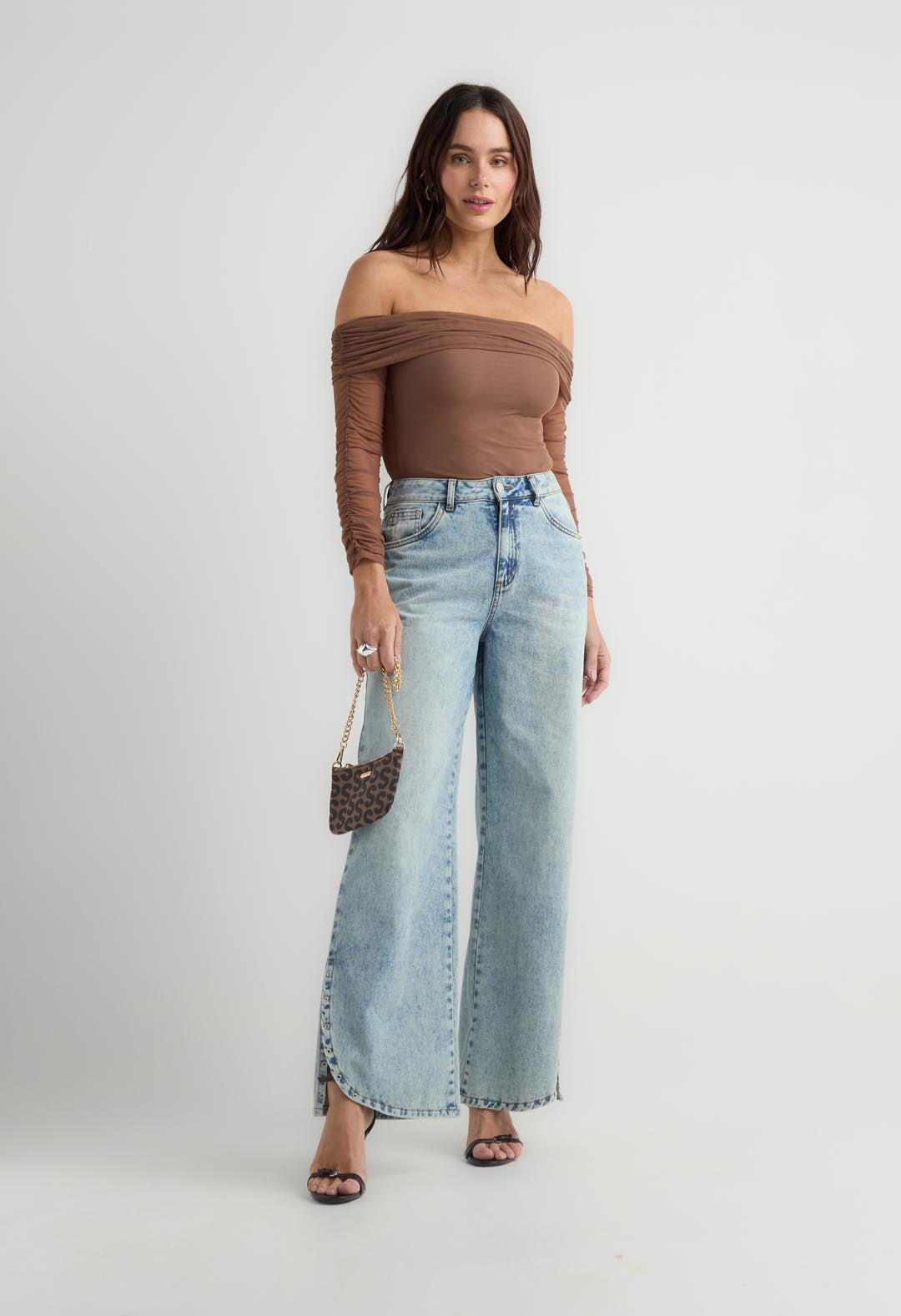 Jean retro tono claro fondo entero para mujer