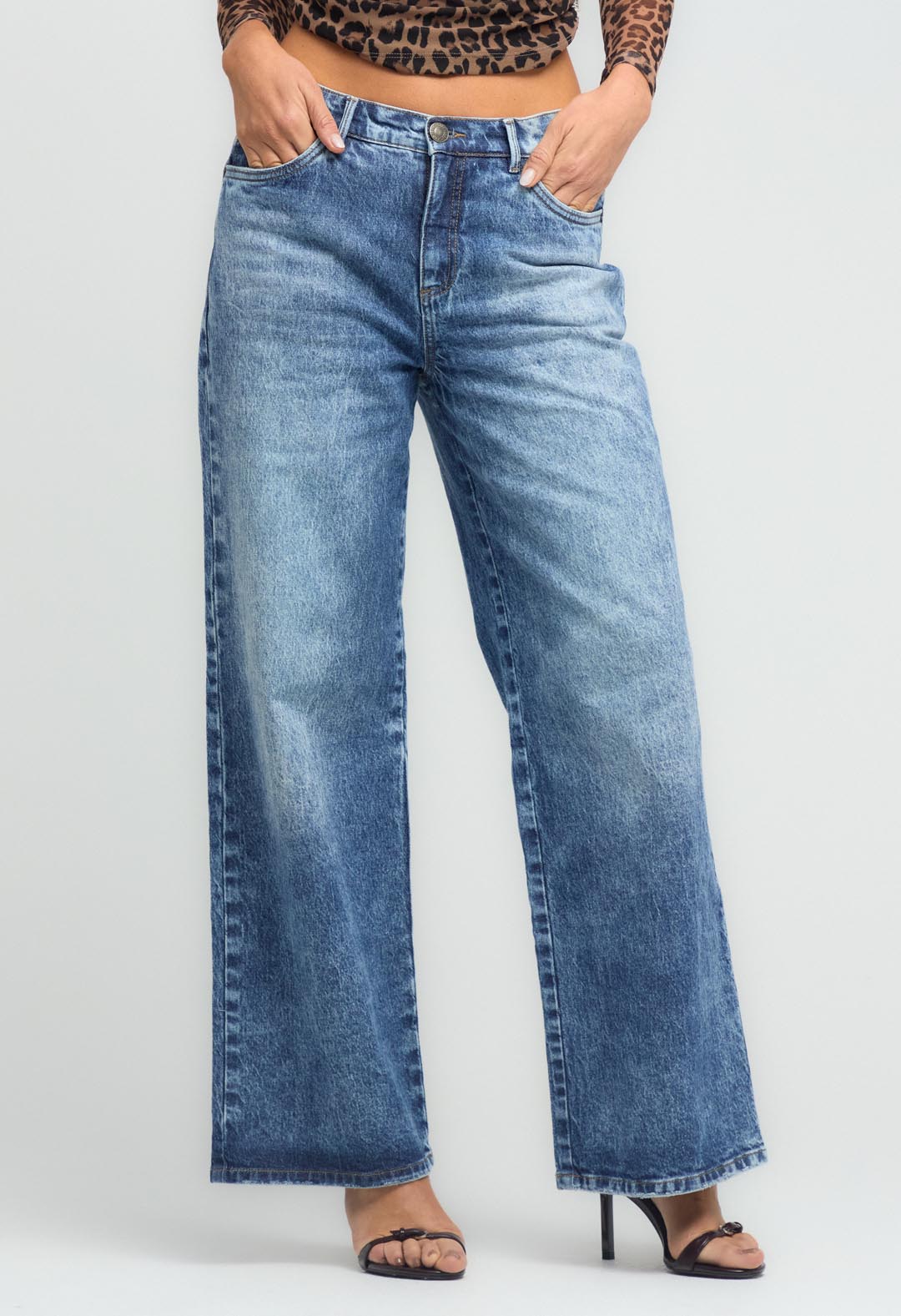 Jean retro medio tiro alto para mujeres