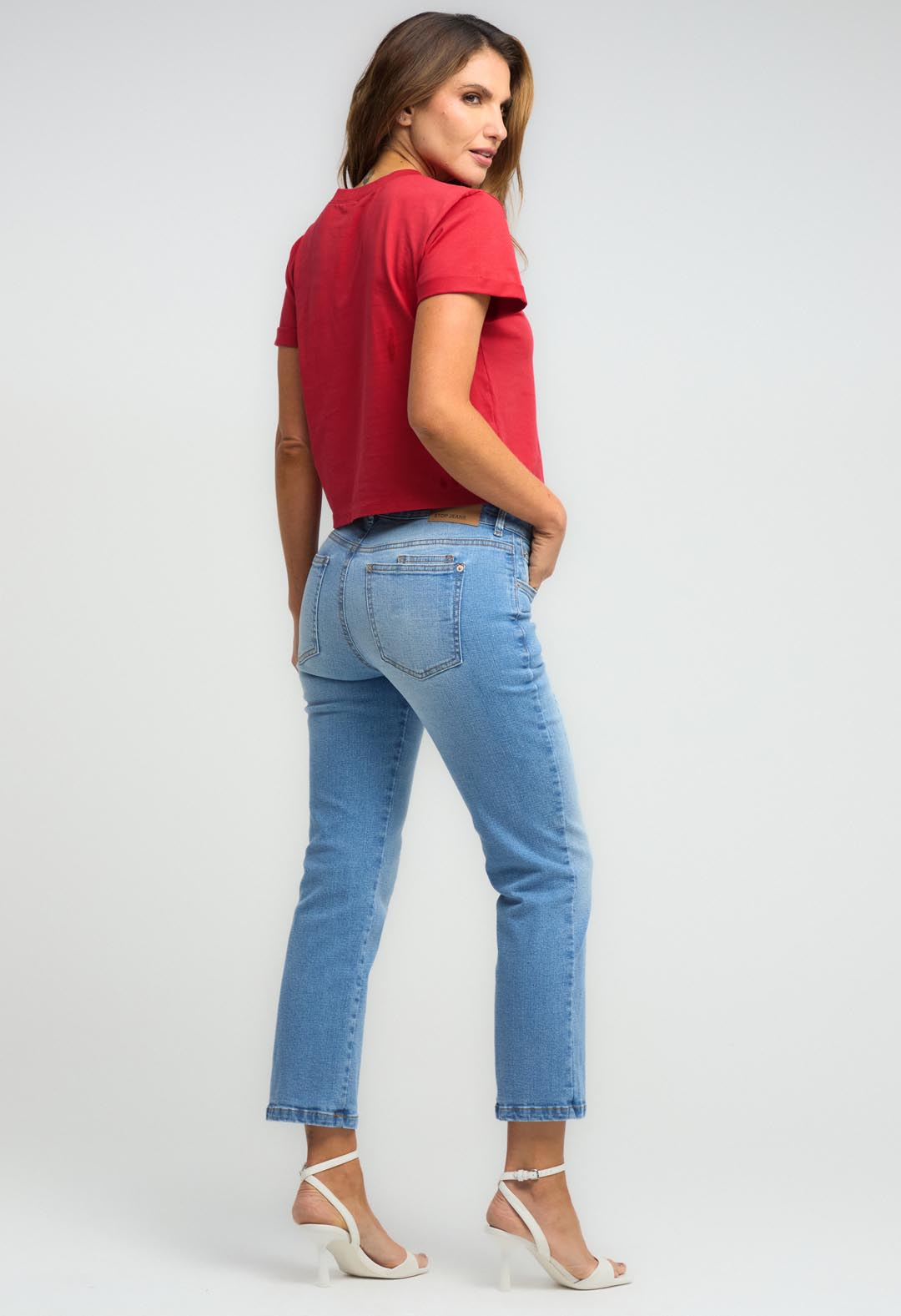 Jean vaquero lavado medio descaderado para mujeres