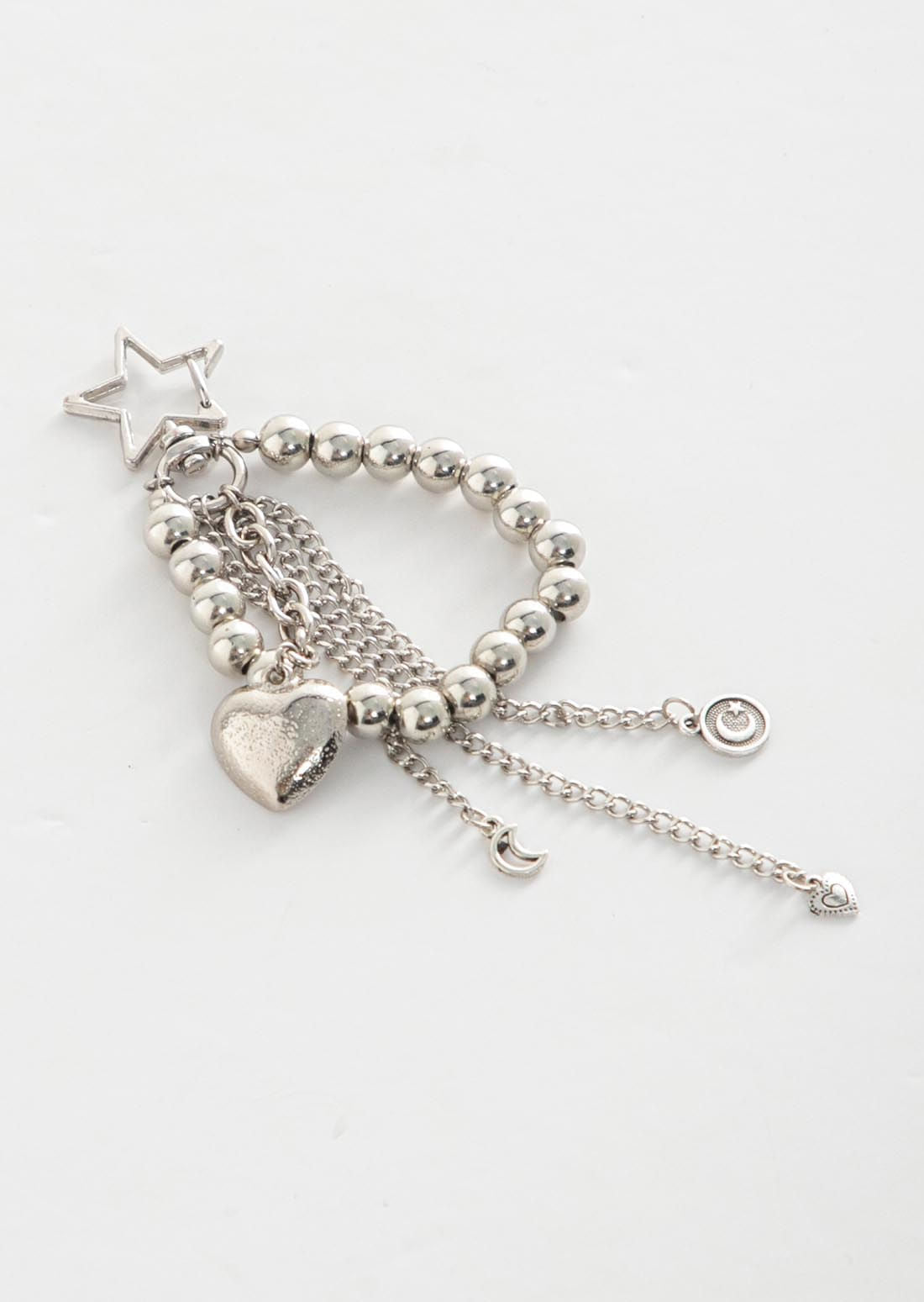Llavero plateado con charms