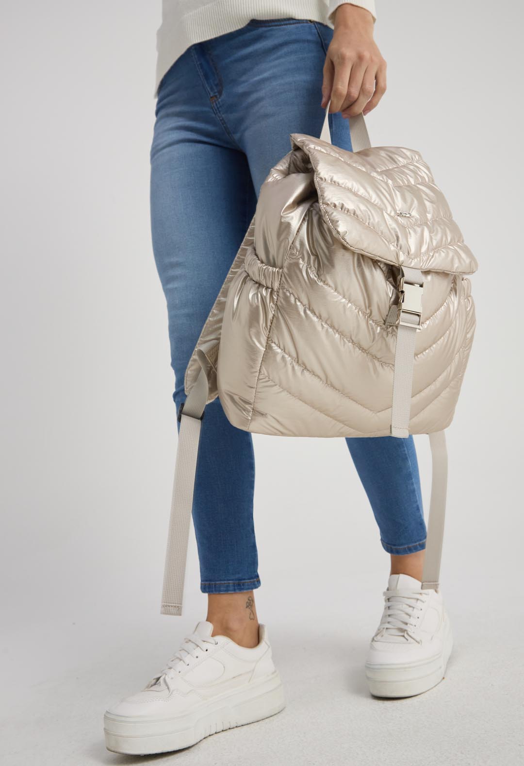 Morral dorado acolchado