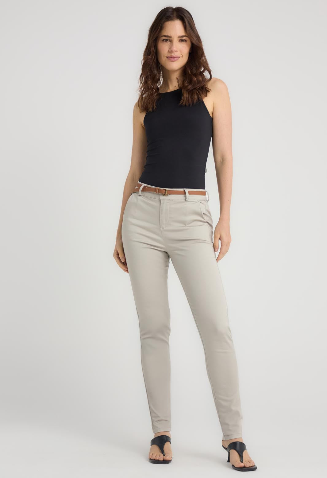 Pantalón ejecutivo kaky fondo entero para mujeres