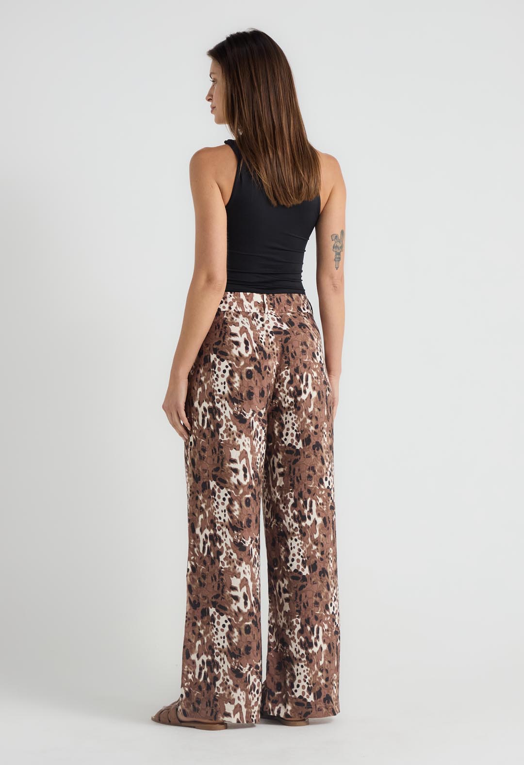 Pantalón marfil estampado para mujeres
