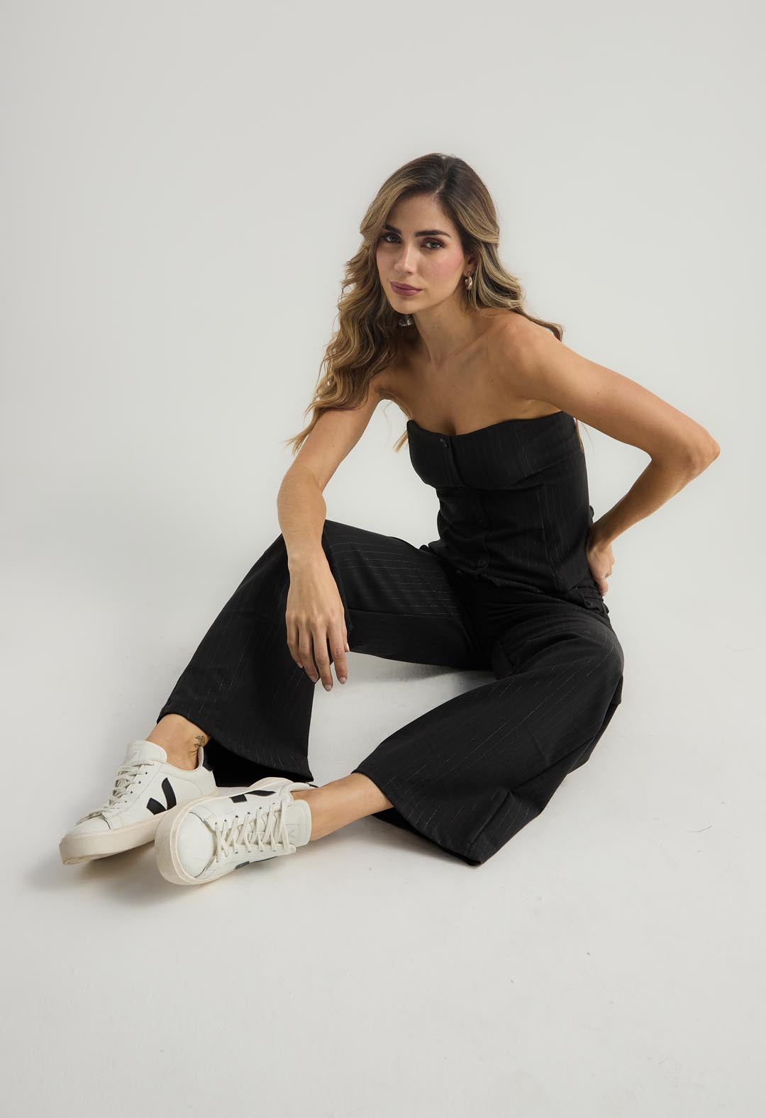 Pantalón negro con doble pretina para mujer