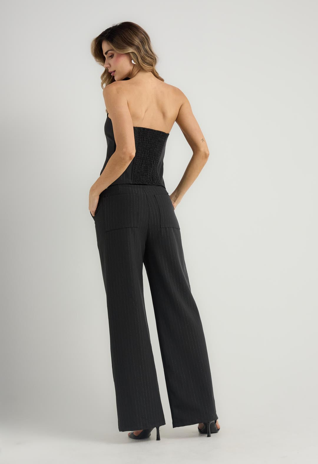 Pantalón negro con doble pretina para mujer
