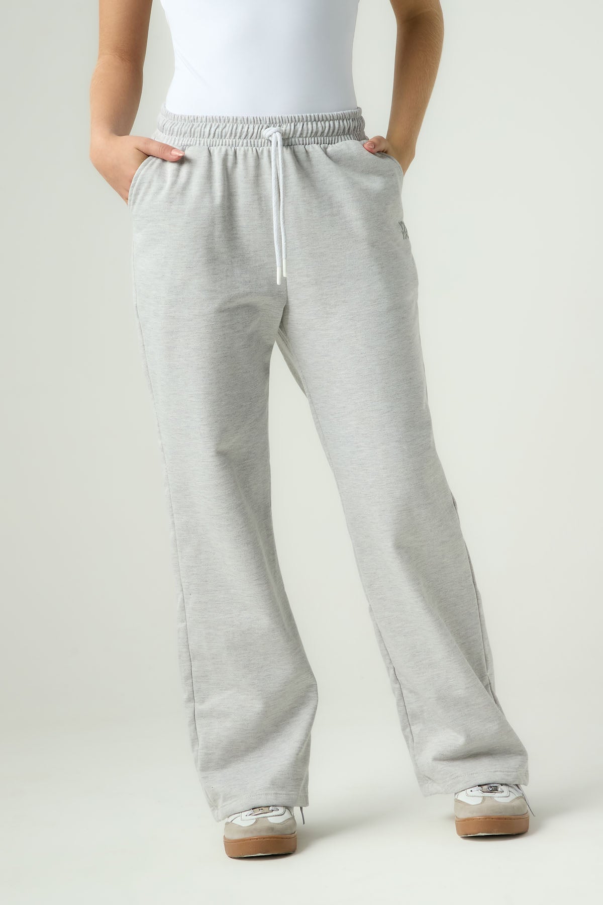 Pantalón gris jaspe claro de tiro alto para jóvenes