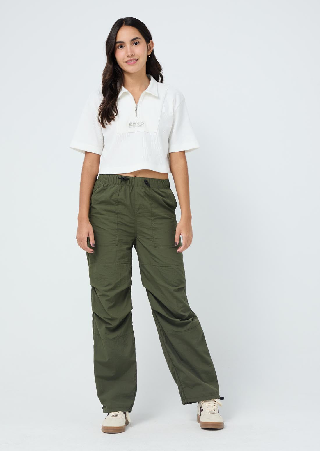 Parachute verde militar con tancas ajustables para jóvenes