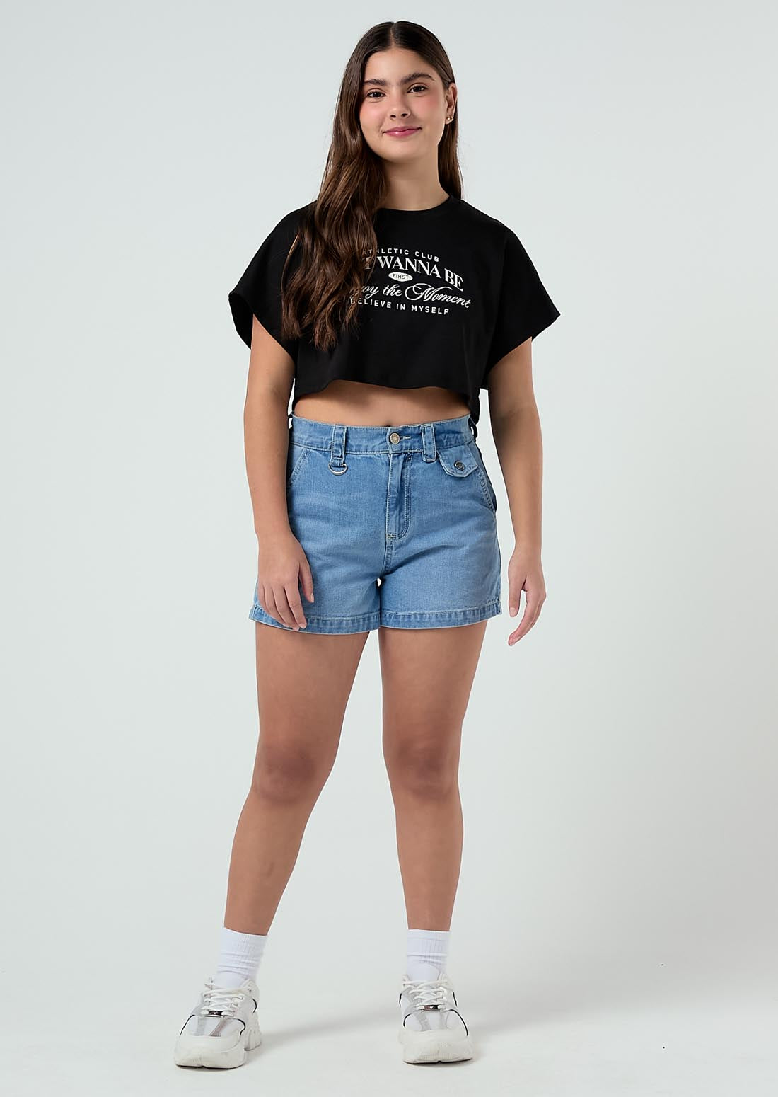 Short claro tiro alto para adolescentes