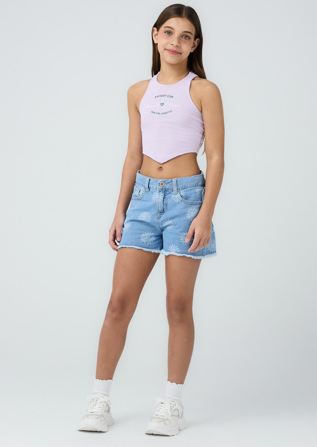 Short lavado claro tiro alto para niñas
