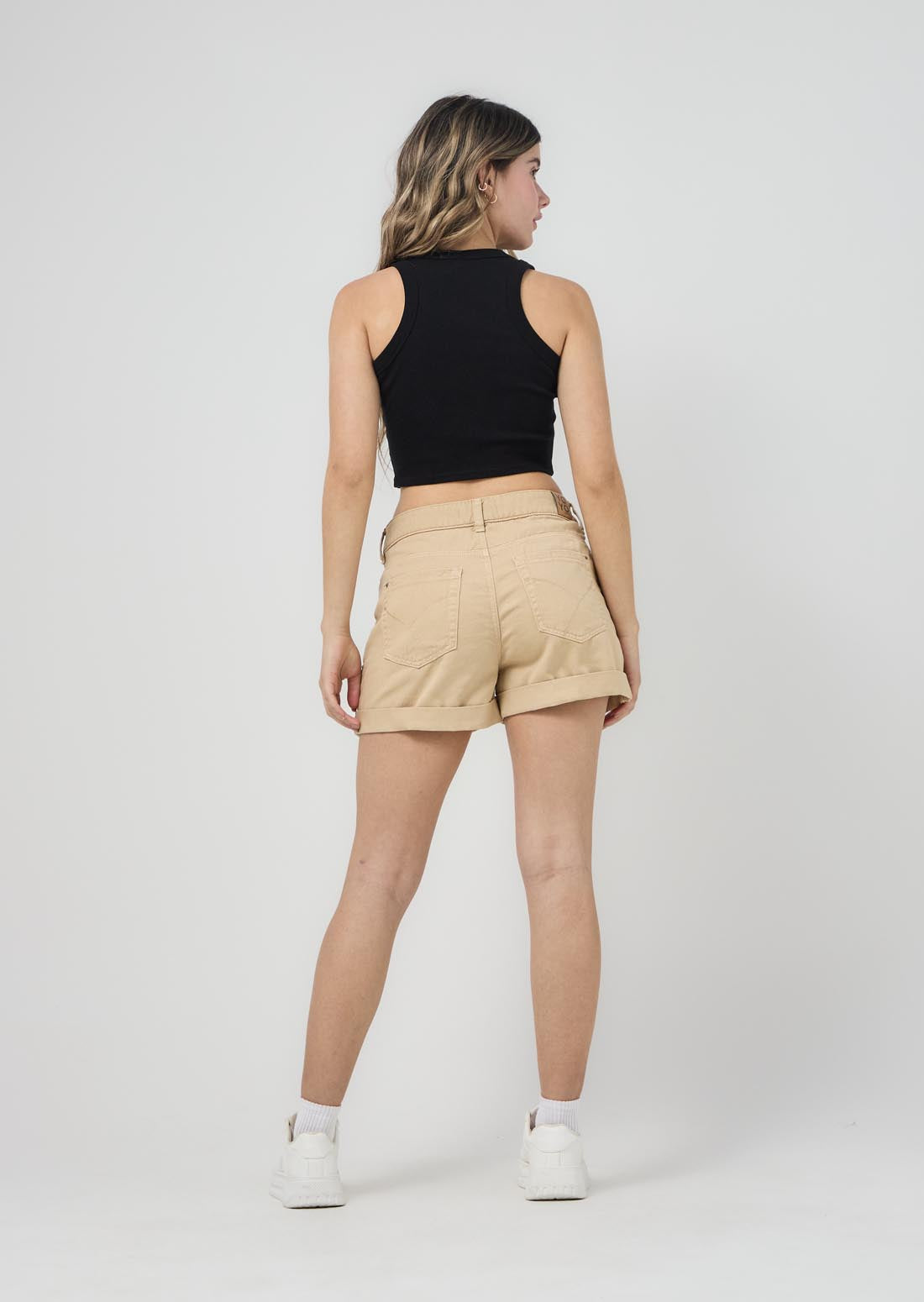 Short arena fondo entero para jóvenes