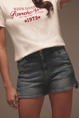 Short tono medio oscuro de tiro alto para mujer