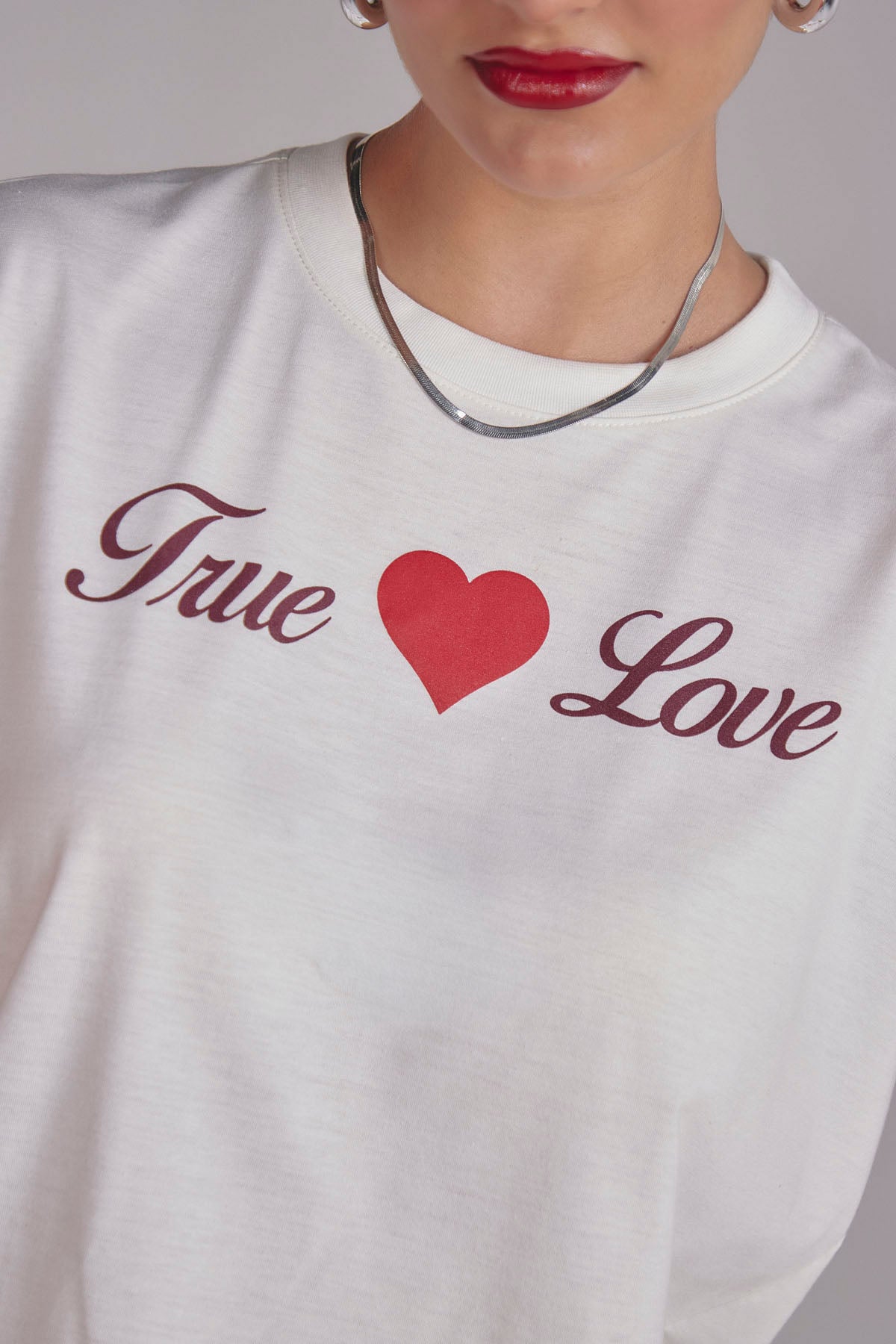 Camiseta marfil frente estampado para mujer