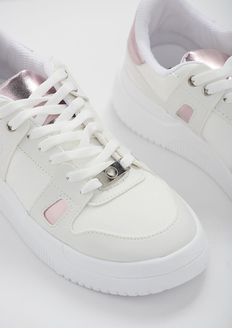 Tenis blancos con bloques para adolescentes
