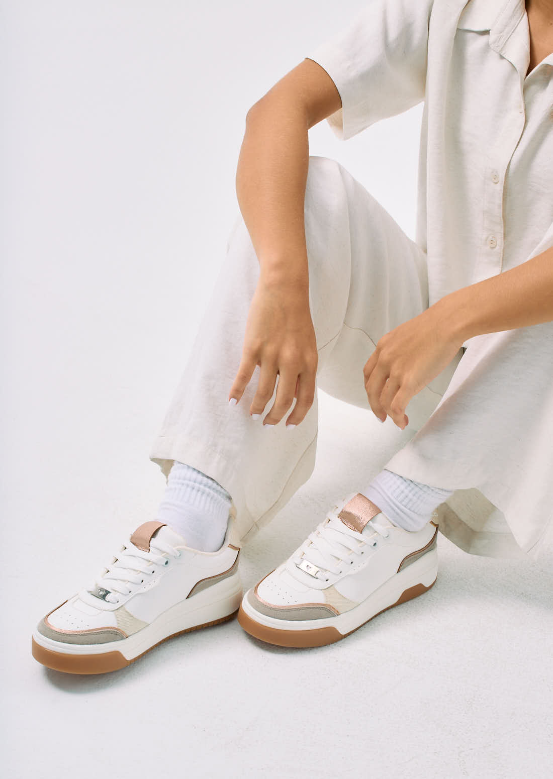 Tenis arena pieza en contraste para adolescentes