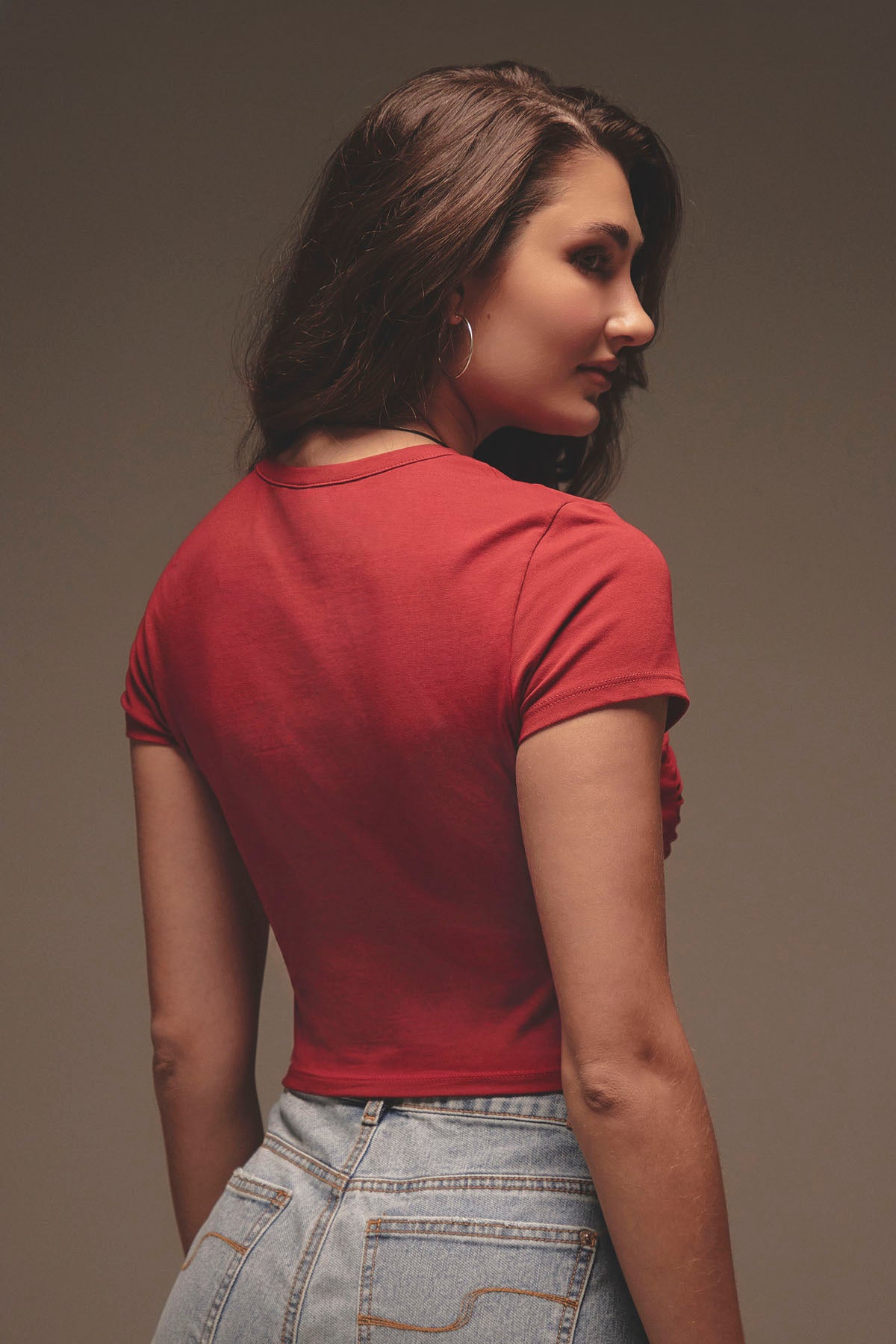 Top rojo con recogidos frente para mujer